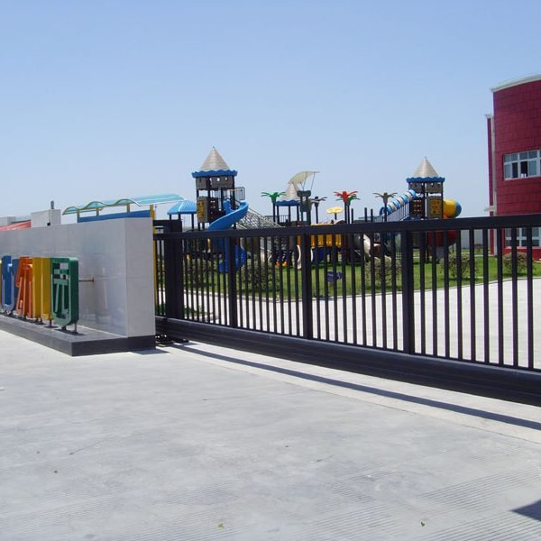 幼儿园悬浮门，无轨门，大门